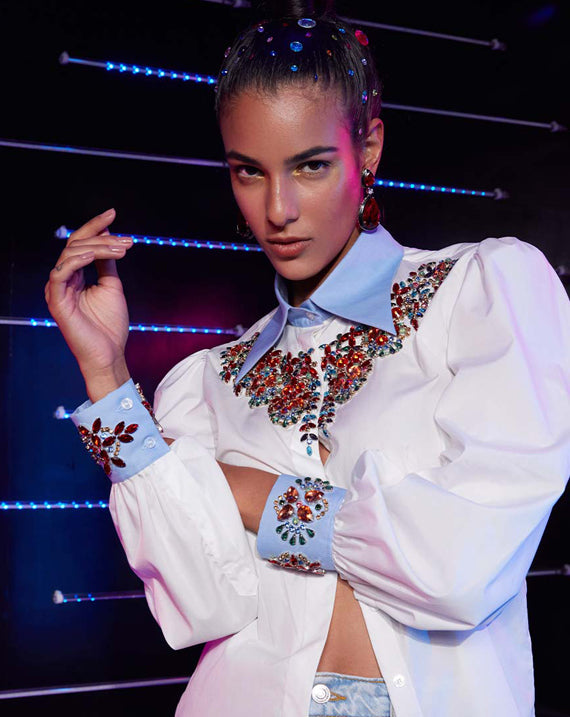 RHINE STONE NECK SHIRT