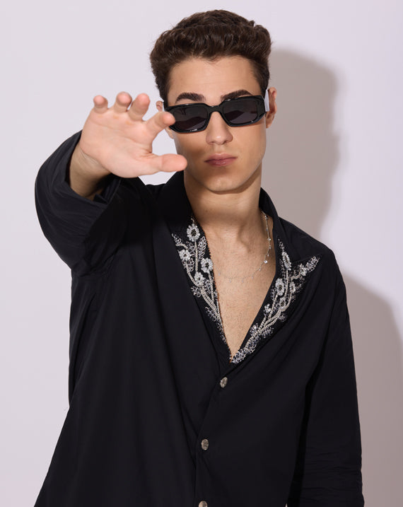 LAPEL EMBROIDERED SHIRT